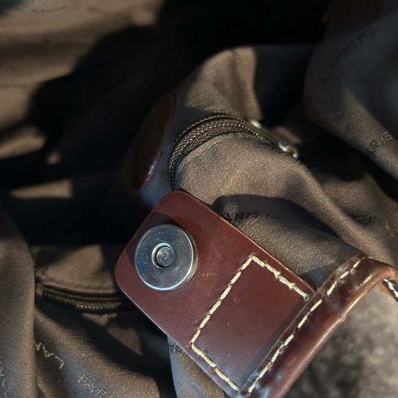 Lancel Paris Nylon bucket bag tote Orange with leather trim. W/ Shoulder strap - Picture 6 of 7